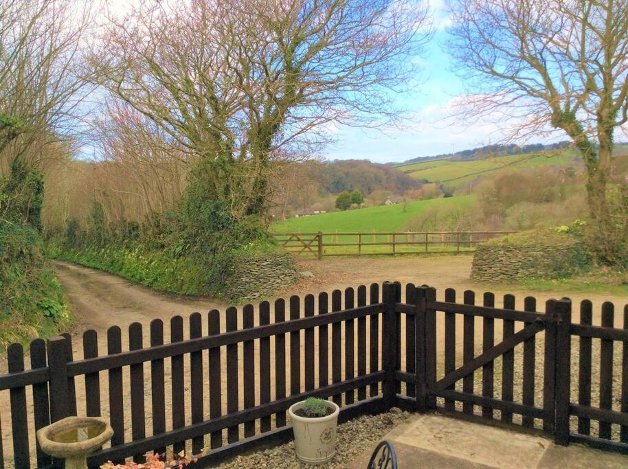 Bosvean Cottage Bude Bagian luar foto
